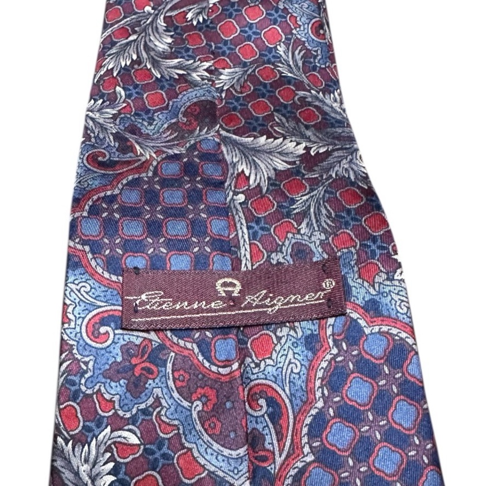 Vtg Etienne Aigner Blue, Red and Silver Paisley 100% Silk Tie - Picture 5 of 6